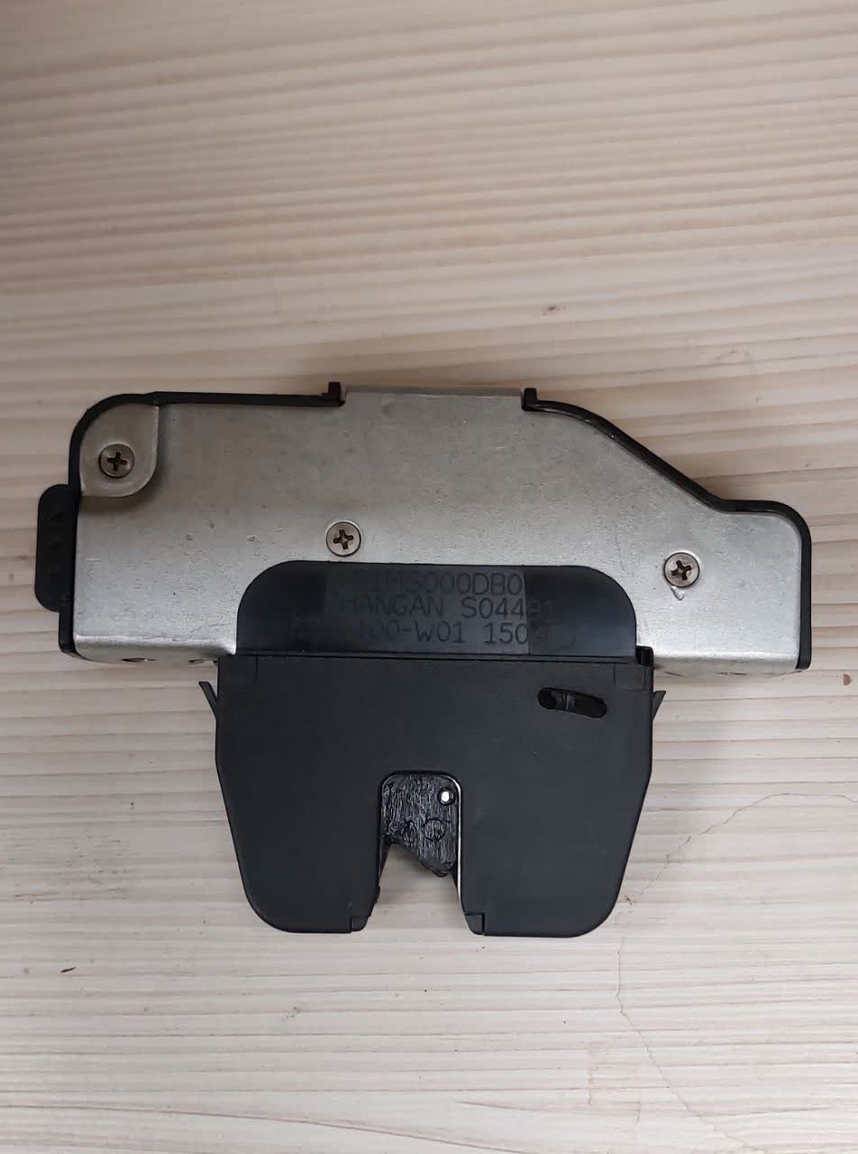 قفل صندوق عقب چانگان CS35