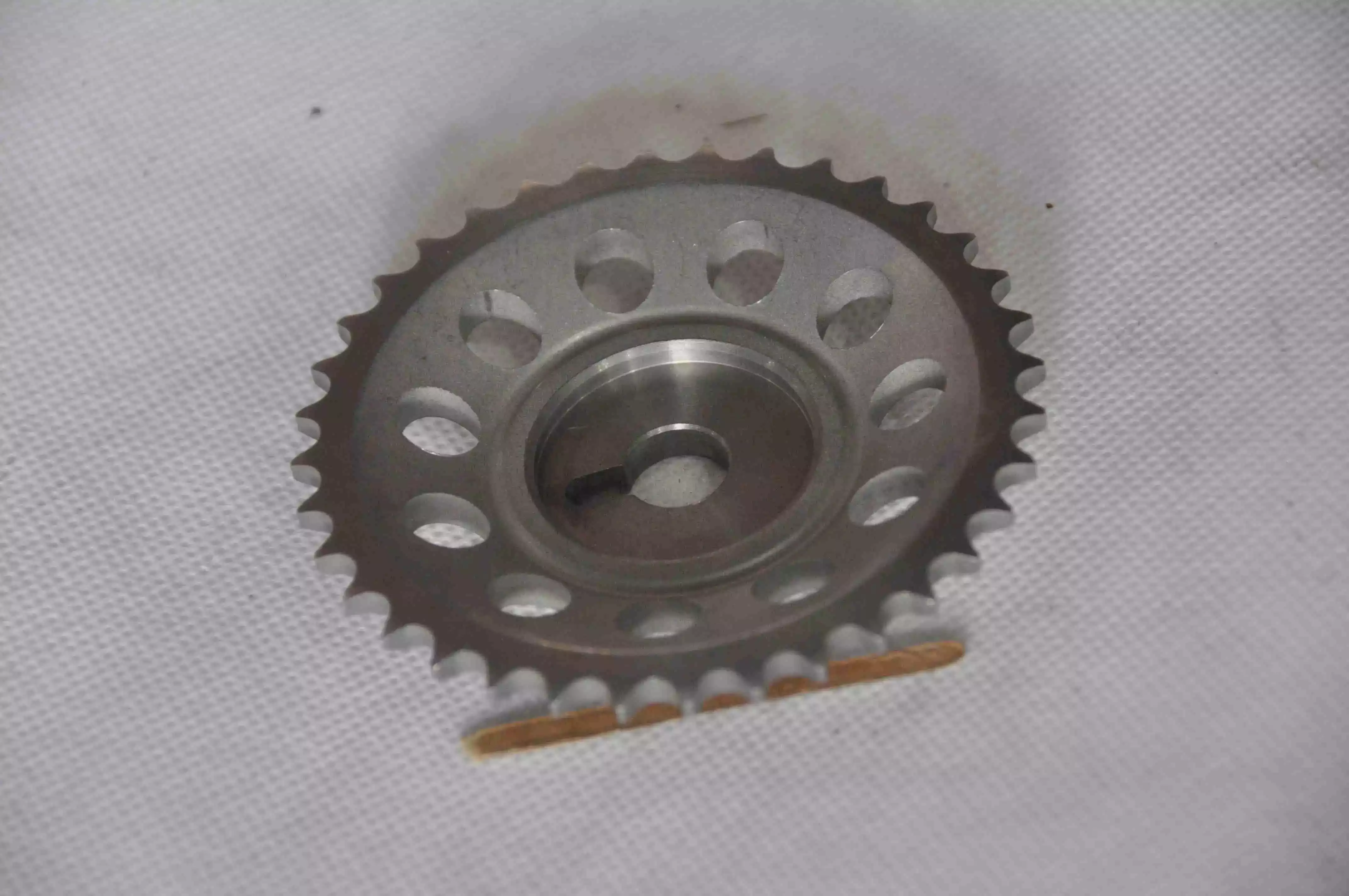 چرخ دنده ميل سوپاپ دود برلیانس 220 و 230-